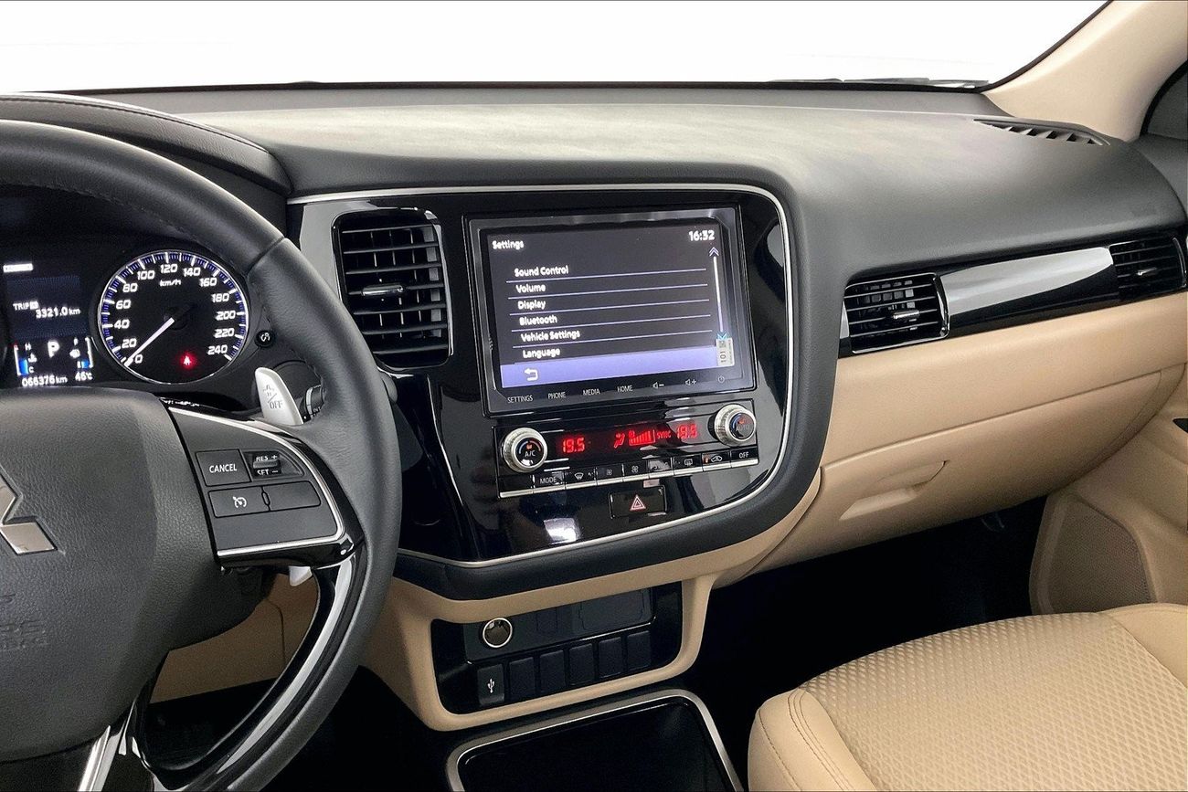 Mitsubishi Outlander GLX Midline | 1 year free warranty | 0 Down Payment