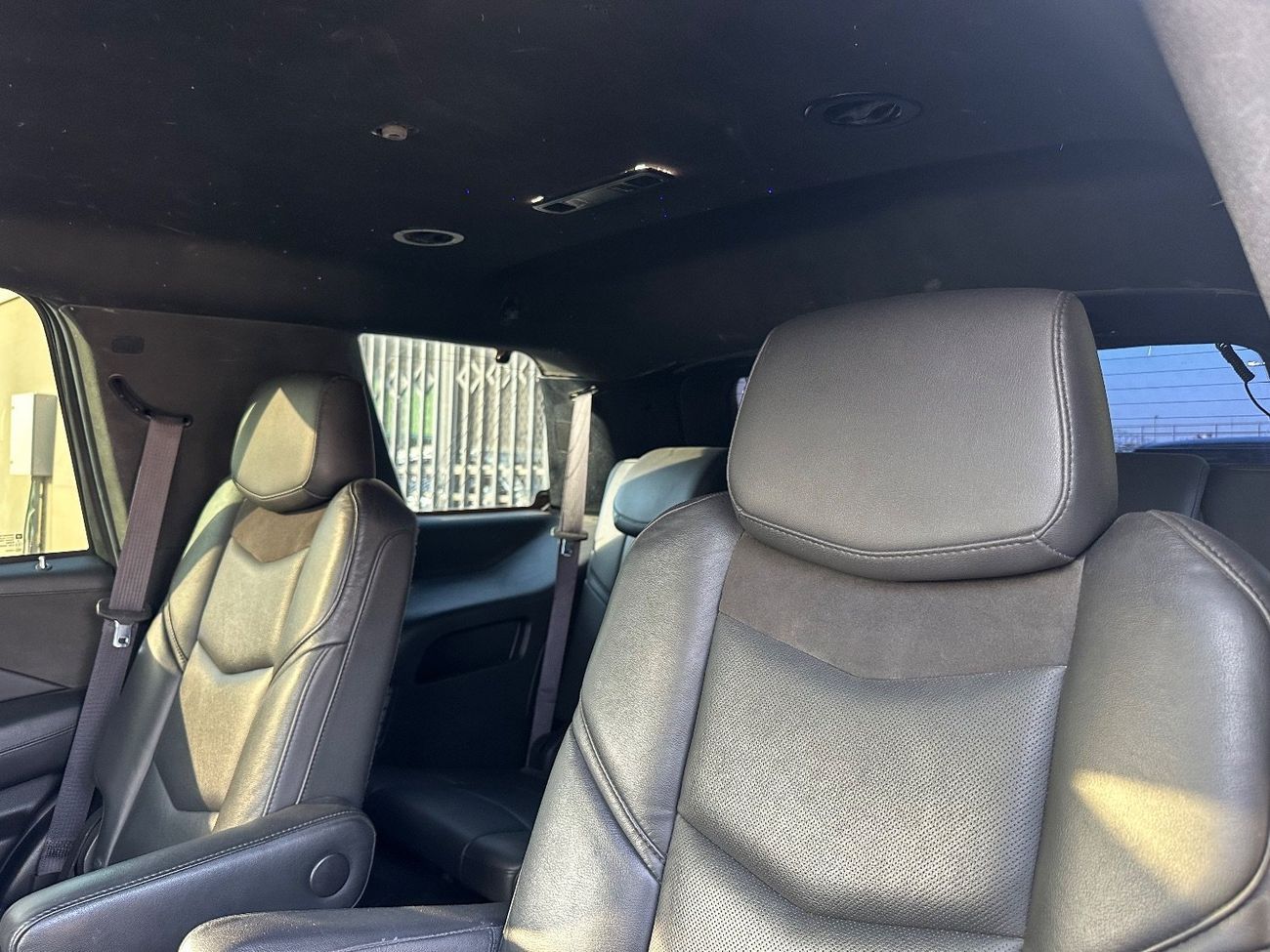 كاديلاك إسكالاد Premium 6.2L