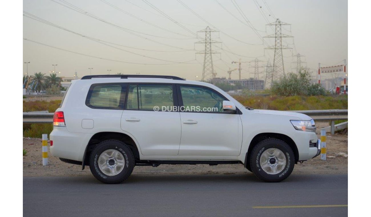Toyota Land Cruiser 200 GXR V8 4.5L DIESEL AT
