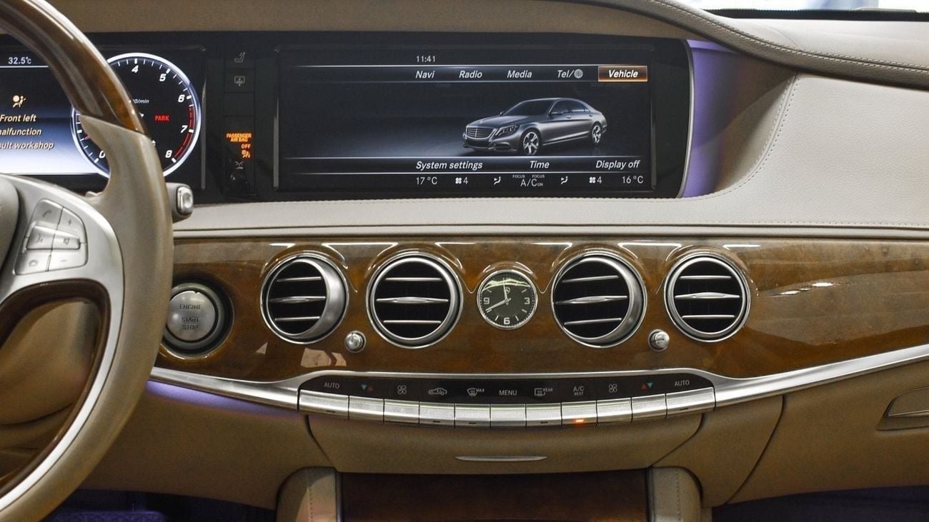 Mercedes-Benz S 550 With S 500 badge