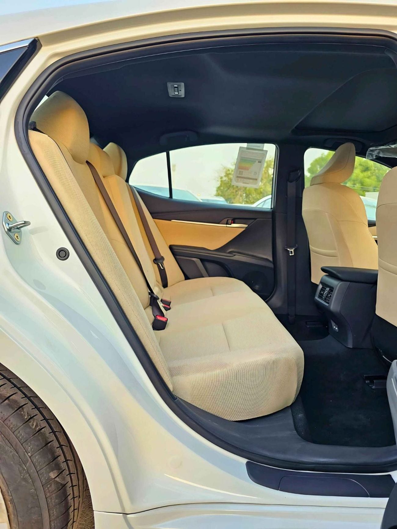 تويوتا كامري LE / 2.5L V4 PETROL / PUSH START / DVD CAMERA / SUNROOF (CODE # CPTLE)