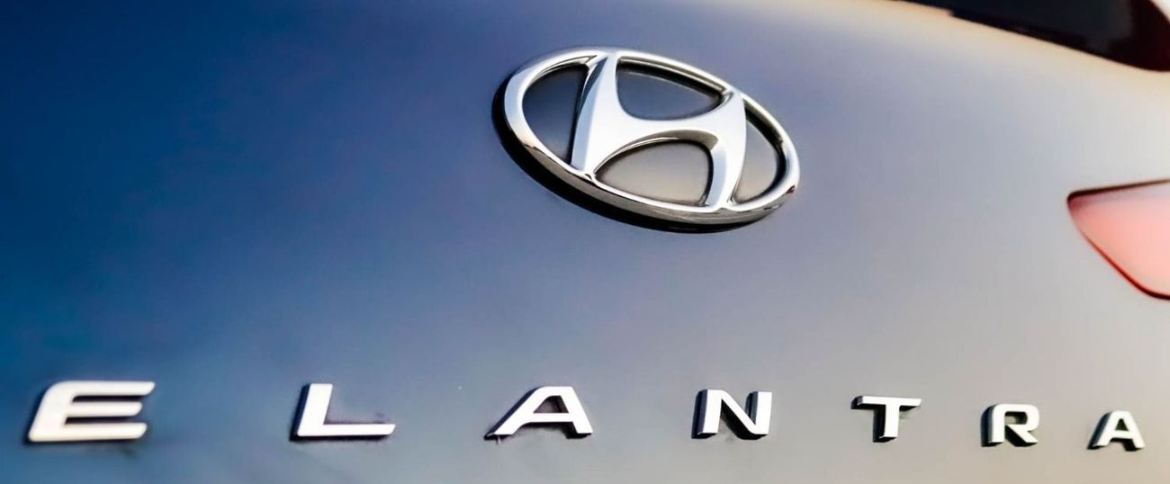 هيونداي إلانترا GL 1.6L hyundai elantra 1.6L 2019 GCC accident free in excellent condition 833 P.M