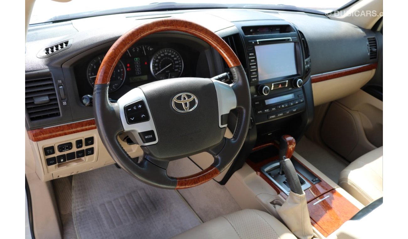 تويوتا لاند كروزر Toyota Land Cruiser V8 Gxr 2014 Ref#57