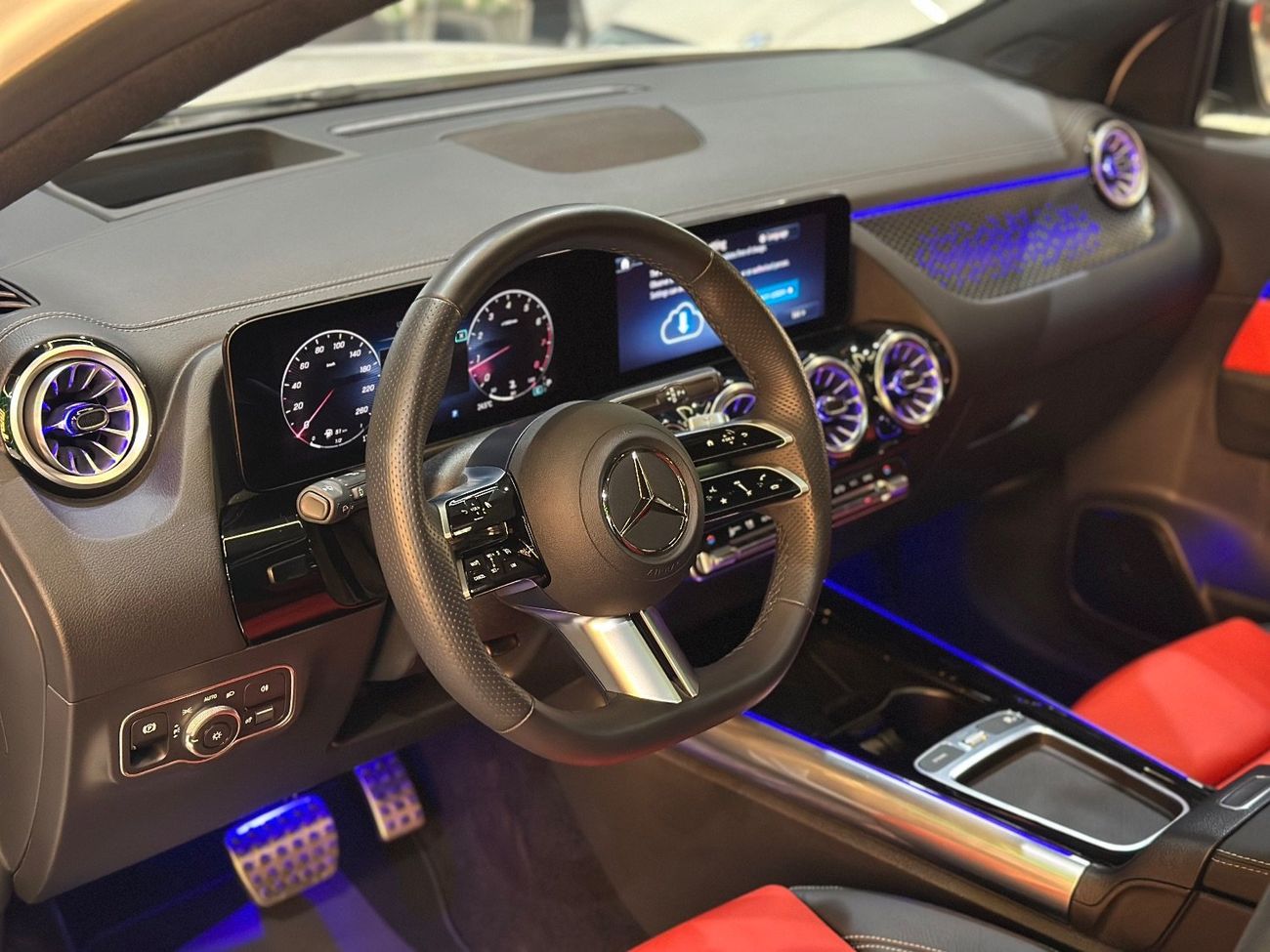 Mercedes-Benz GLA 200 Premium 1.4L MERCEDES-BENZ GLA200 | 2025 | GCC | UNDER WARRANTY & SERVICES (GARGASH)