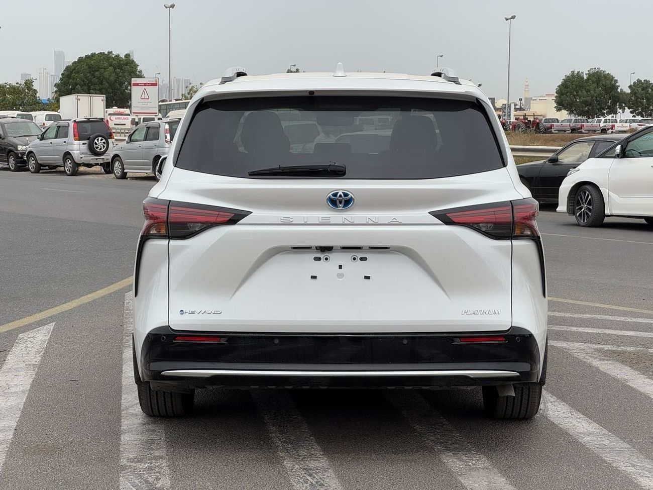 تويوتا سيينا 2025 Toyota Sienna 2.5L Hybrid Platinum Brand New