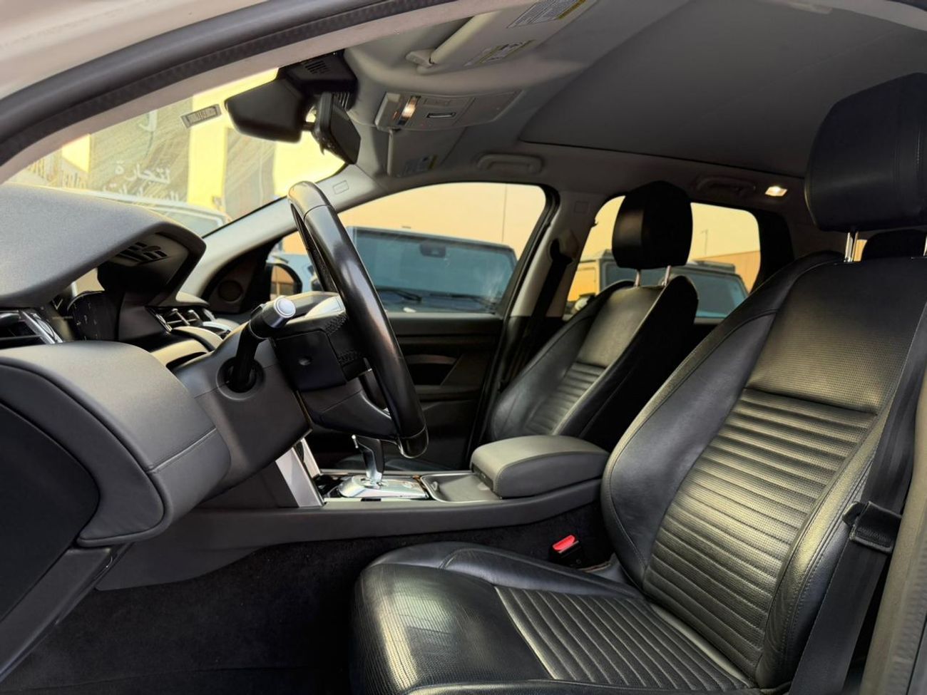 Land Rover Discovery Sport Si4 HSE 2.0L (5 Seater)