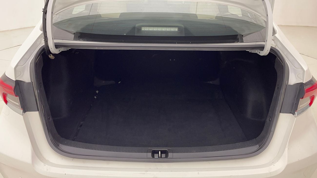 تويوتا كورولا XLI 1.6 | بدون دفعة مقدمة | اختبار القيادة في المنزل