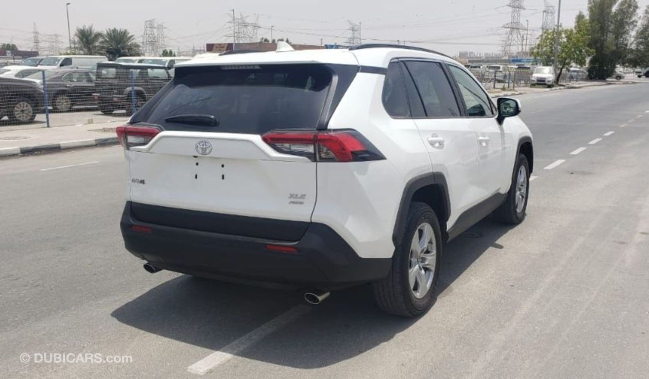 تويوتا راف ٤ TOYOTA RAV4 2019 XLE - FULL FULL FULL OPTION - SUNROOF - PUSH START