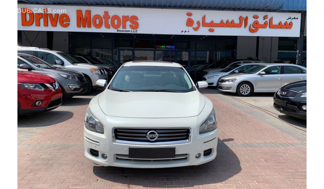 Nissan Maxima FULL OPTION NISSAN MAXIMA ONLY 740X60 MONTHLY FULL SERVICE HISTORY UNLIMITED KM WARRANTY...