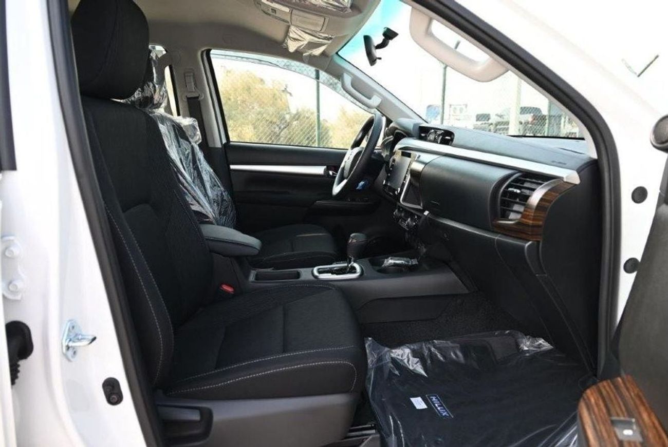 Toyota Hilux 2025 TOYOTA HILUX DOUBLE CAB PICKUP VX V6 4.0L PETROL 4WD AT.