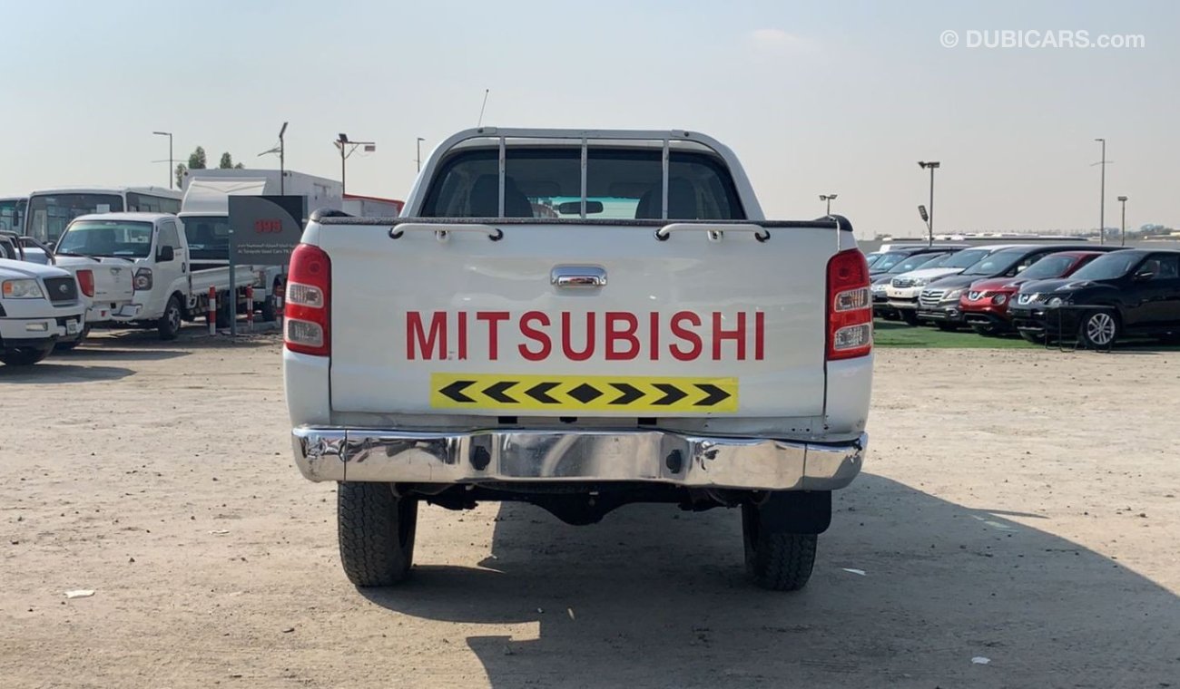 Mitsubishi L200 Mitsuishi L200 2016 4x4 Ref#37-22