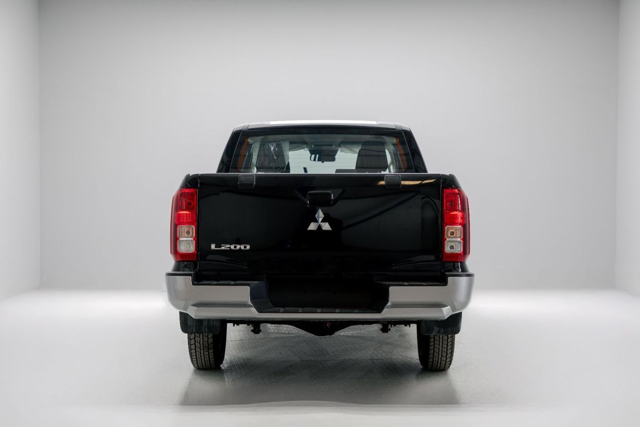 Mitsubishi L200 GL 2.4L - Manual - Black Inside Black | Export Only