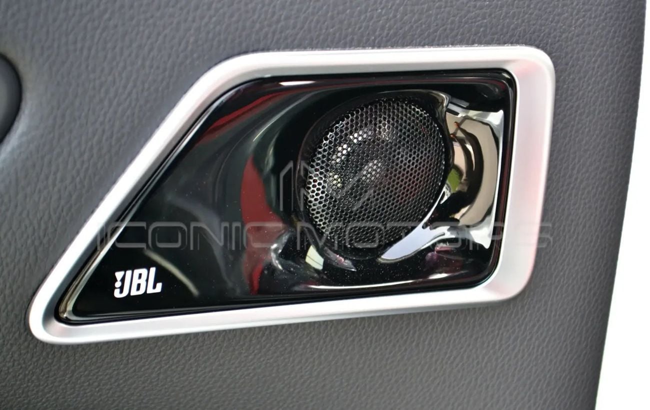 Toyota Land Cruiser 3.5T VXR Hybrid
