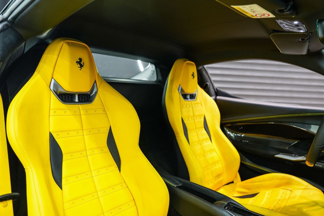 Ferrari 296 GTB 3.0T V6 PHEV Full Carbon Fiber Package, Daytona Seats, Carbon Fiber Wheels, Dealer Warranty + Servic