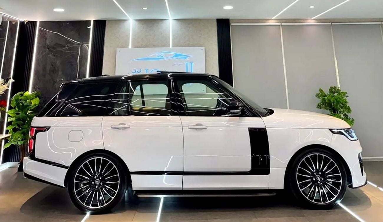 Land Rover Range Rover AMAZING VOGUE SV DESIGN || V8 SUPERCHARGED || GCC || PERFECT CONDITION