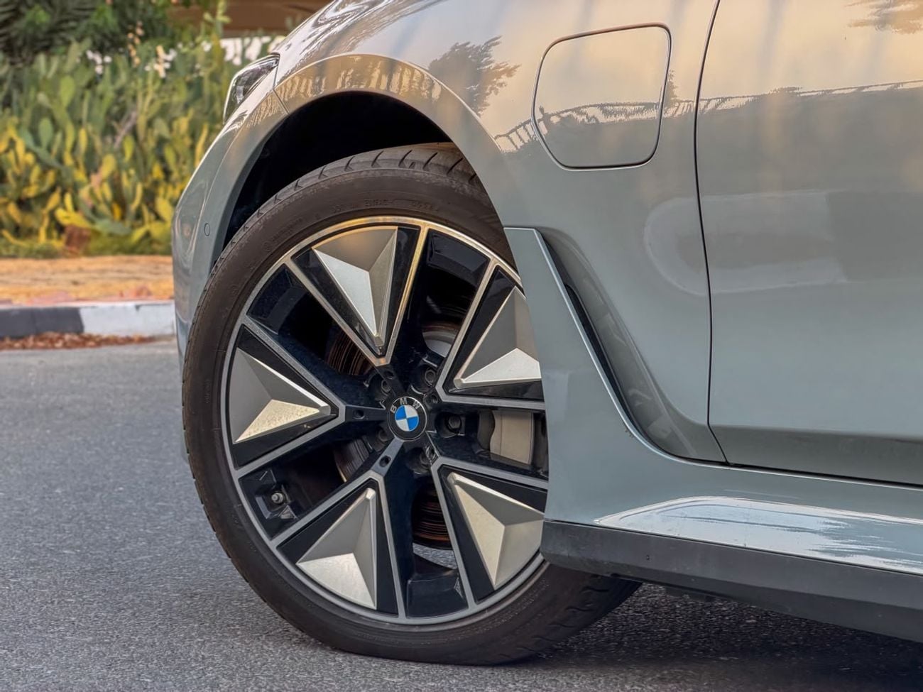 BMW i3 2025 BMW i3 eDrive 40L RWD | Full Electric | 340 Hp | Warranty & Service