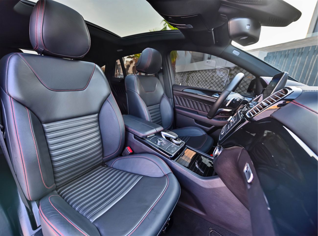 Mercedes-Benz GLE 43 AMG 4,680 P.M | 0% Downpayment | Amazing Condition!