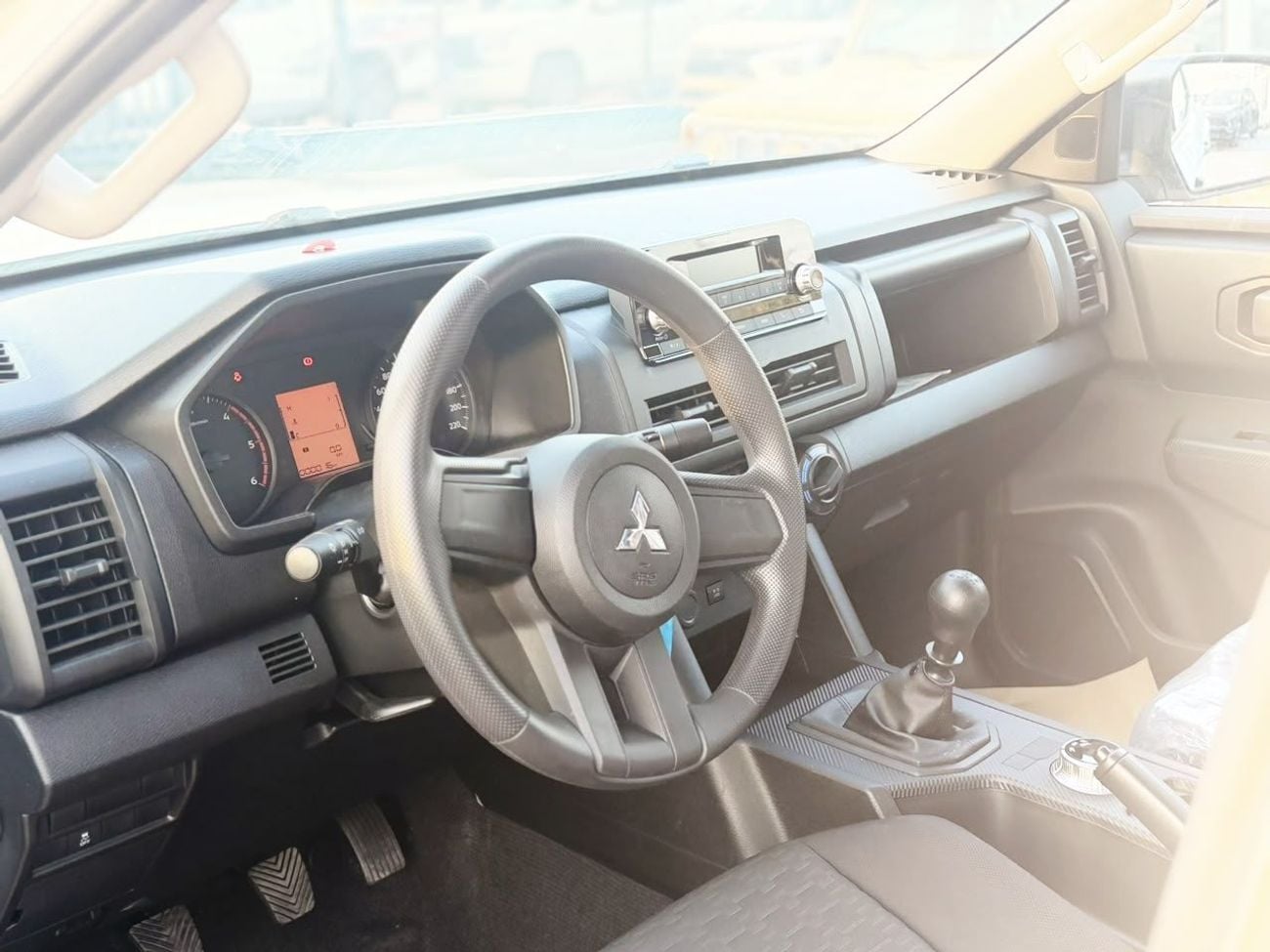 ميتسوبيشي L200 GL