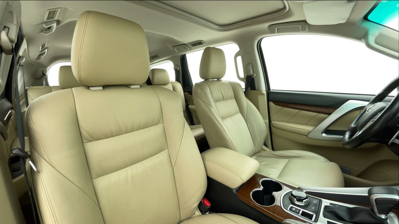 ميتسوبيشي مونتيرو سبورت GLS PREMIUM 3 | بدون دفعة مقدمة | اختبار القيادة في المنزل