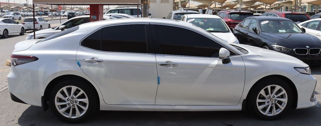 تويوتا كامري تويوتا كامري 2023 - خليجي - (4) سلندر - خليجي - بحالة ممتازة - محرك 2500 - السعر 79000 درهم- كم 6000