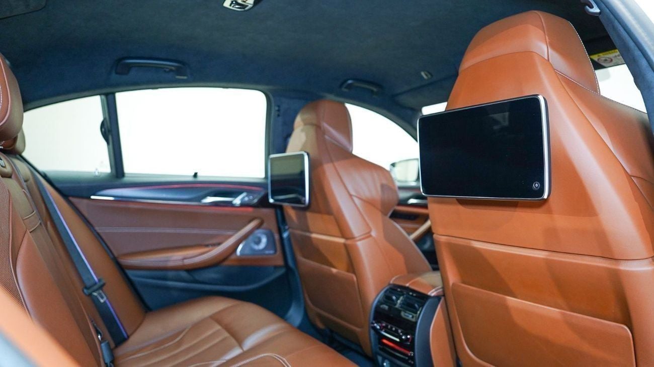 BMW M5 Competition 4.4L (625 HP) | AED 6,004 PM | Warranty Nov 2026 | GCC