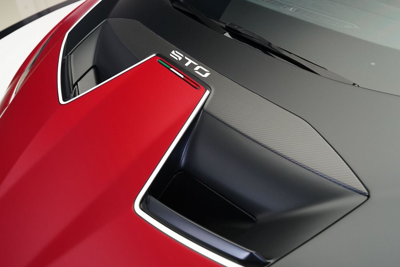 Lamborghini Huracan STO