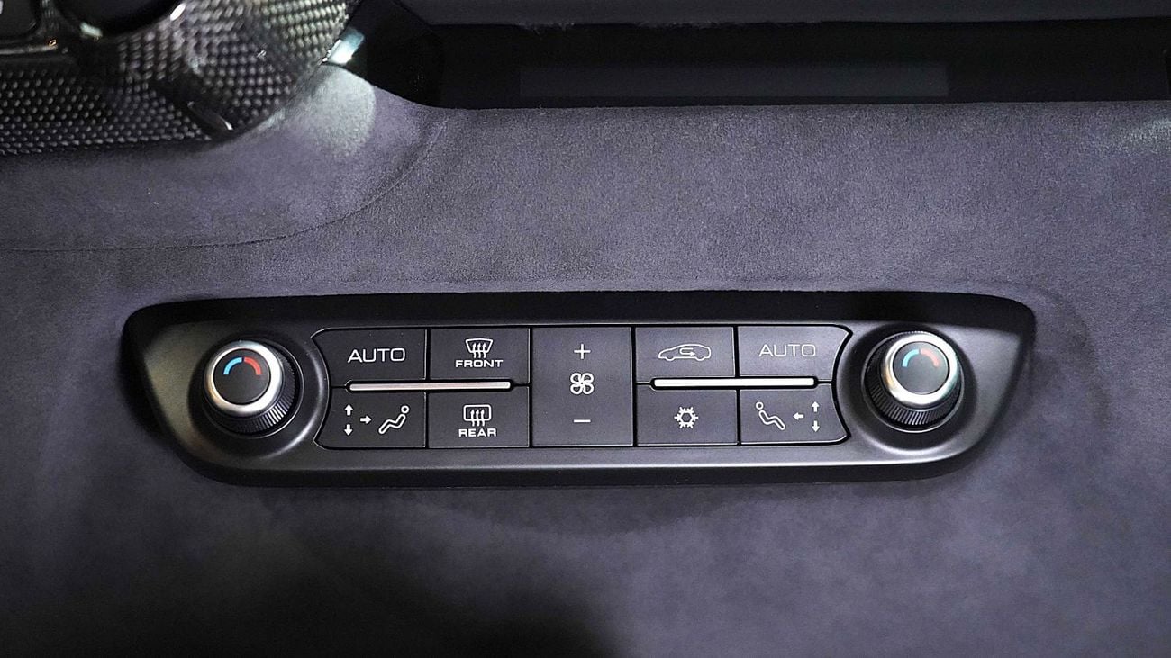 فيراري-أونيكس 812 SUPERFAST | NEGOTIABLE PRICE | 8XX | 1 OF 5 | 2022 | 865 HP | 3-YEAR WARRANTY AND SERVICE