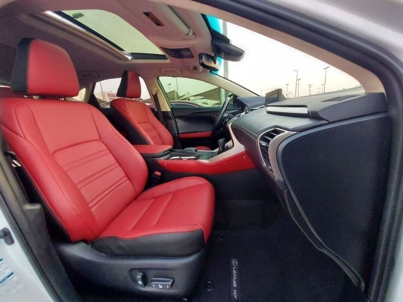 لكزس NX 300 F-SPORT F سبورت بلاتينوم