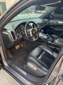 Porsche Cayenne S V8 Platinum edition (GCC)
