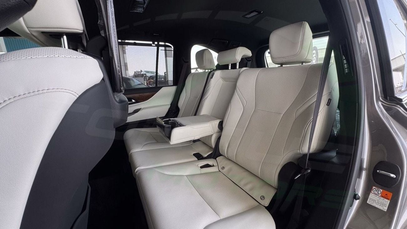 لكزس LX 700h SIGNATURE ( Only For Export ) BH 3.5TT V6 Hybrid AWD GCC 2026 BRAND NEW