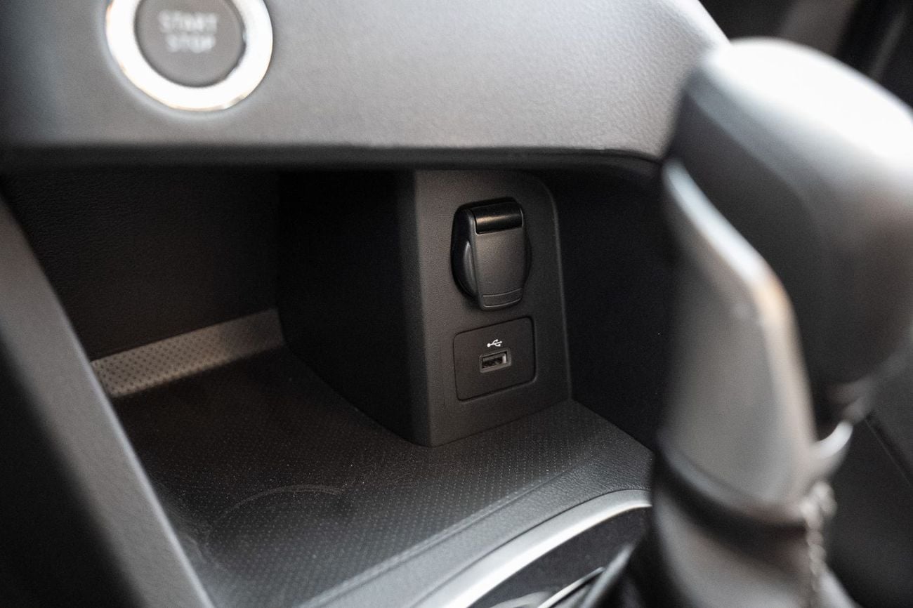 نيسان ماغنيت SL