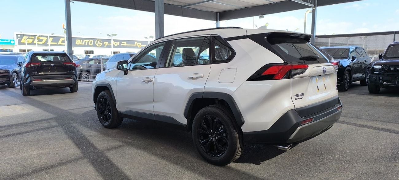 Toyota RAV4 TOYOTA RAV4 HYBRID E-FOUR