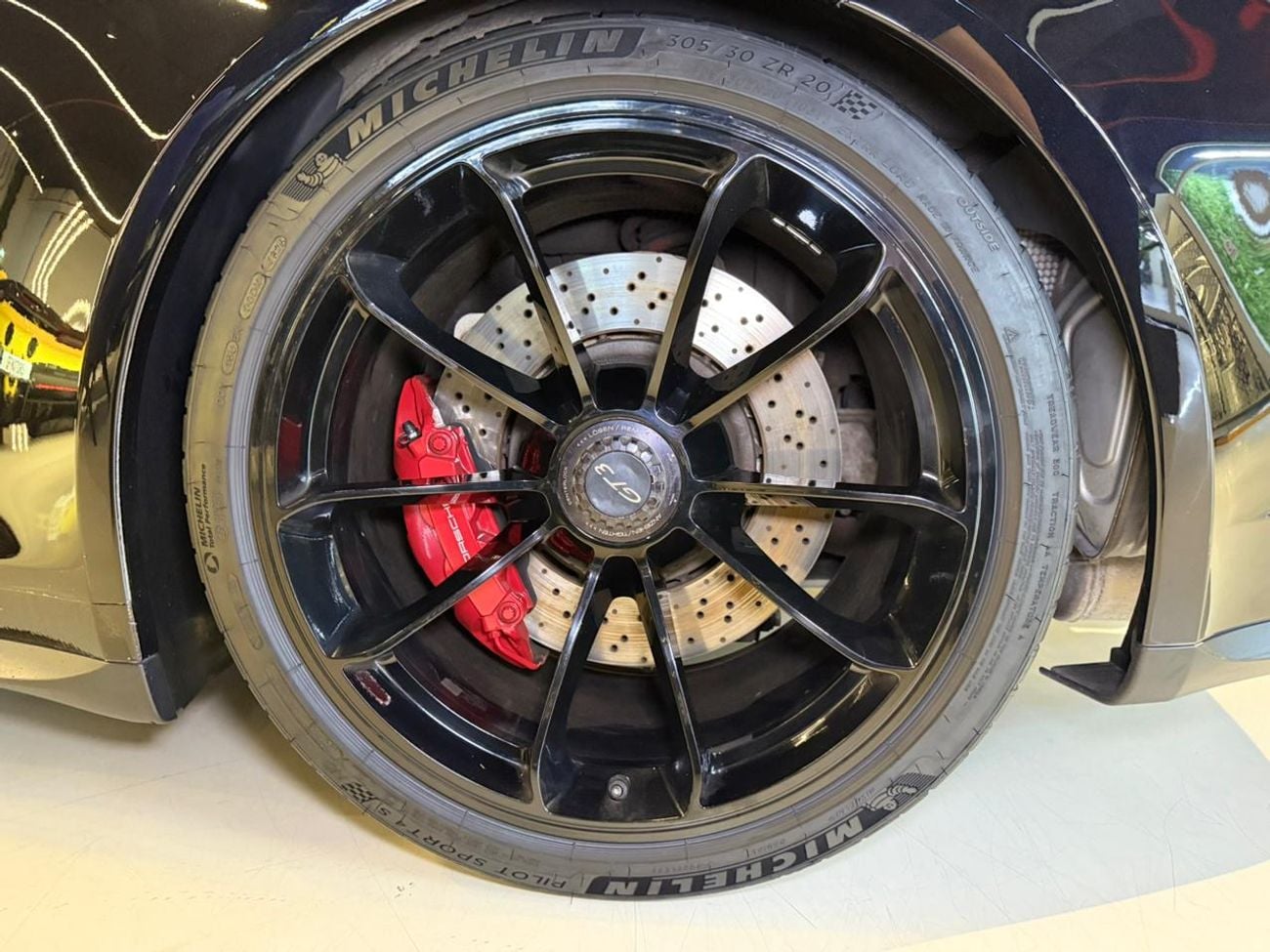 Porsche 911 GT3 3.8L (475 HP) Coupe 2016 Porsche 911 GT3 - GCC Specs - Dealer Warranty Till 11/26 - Full Service