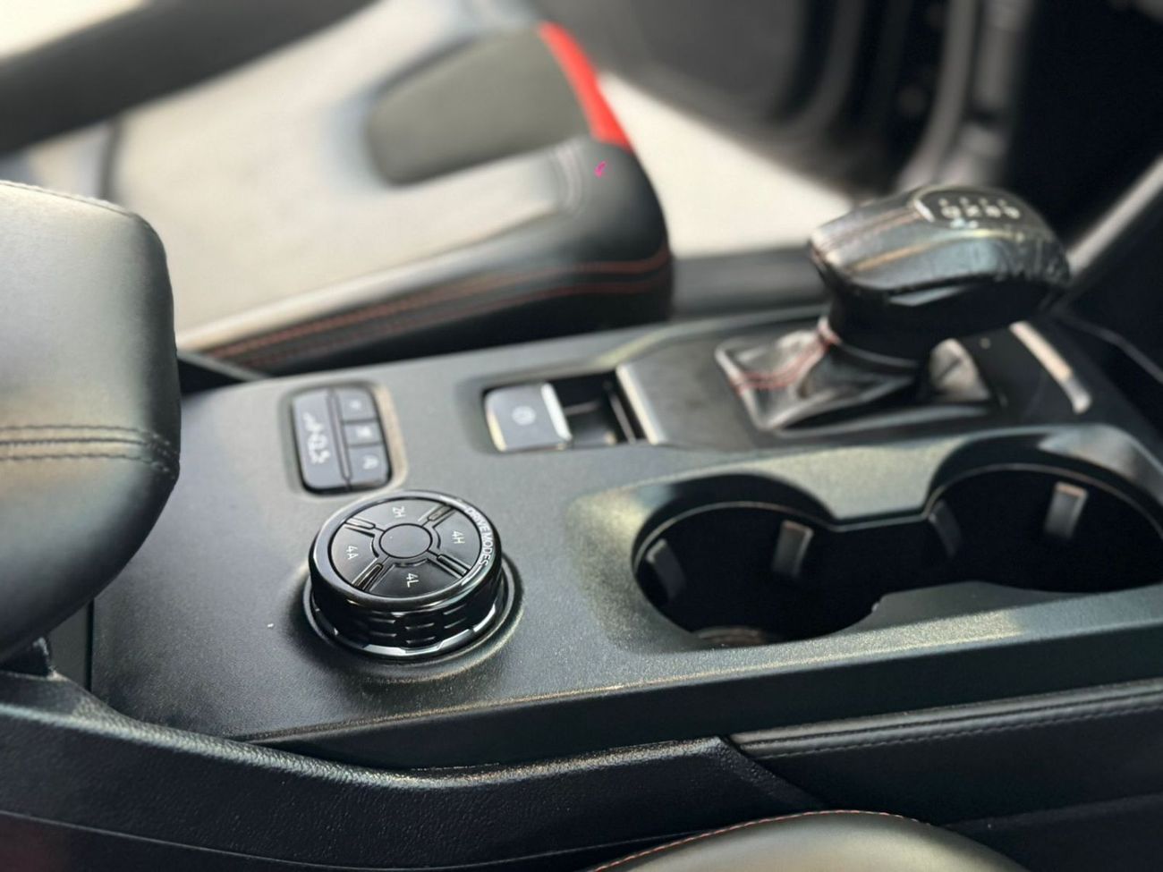 Ford Ranger Raptor 3.0T (392 HP) V6