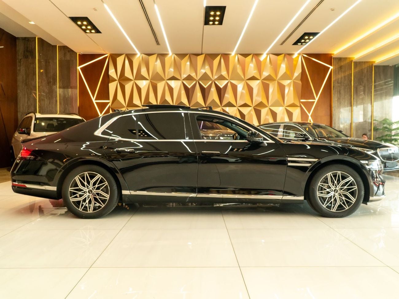 جينيسس G90 G90 ROYAL 4WD 3.5L T