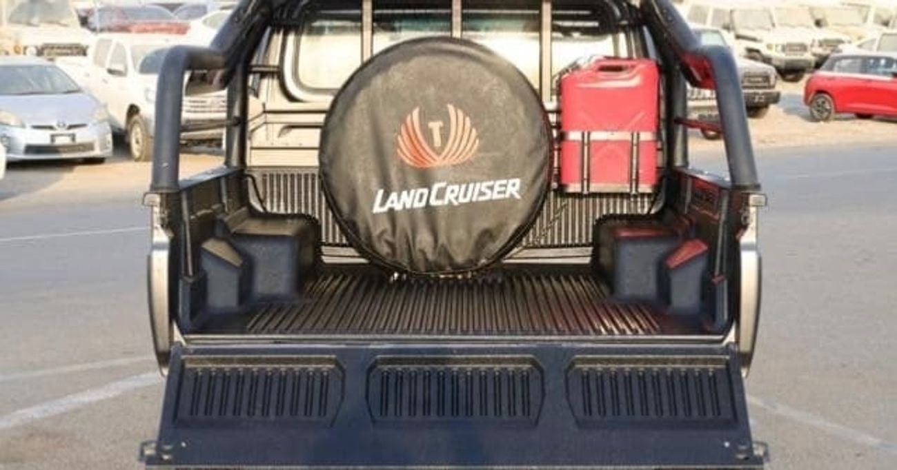 Toyota Land Cruiser Pick Up 2020 RHD DOUBLE CABIN V8 / 1VD Full Option Very Clean Tile