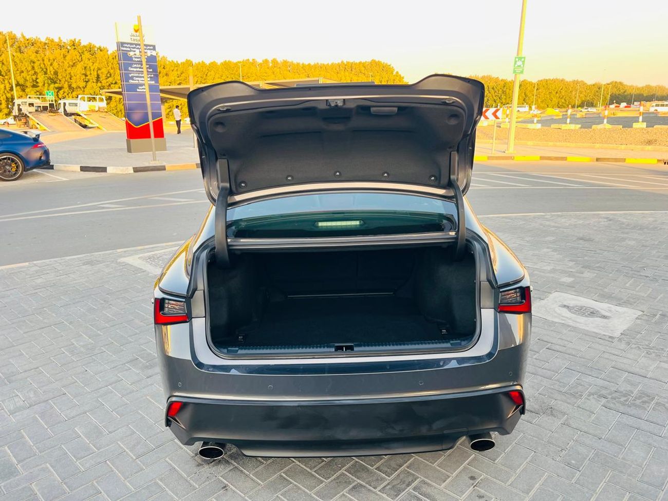 لكزس IS 300 Platinum 3.5L