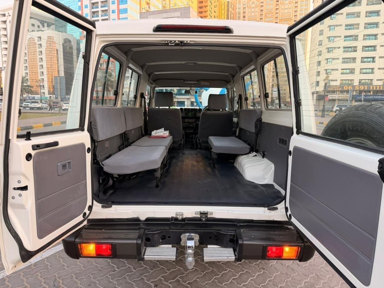 Toyota Land Cruiser 70 HT VXR 