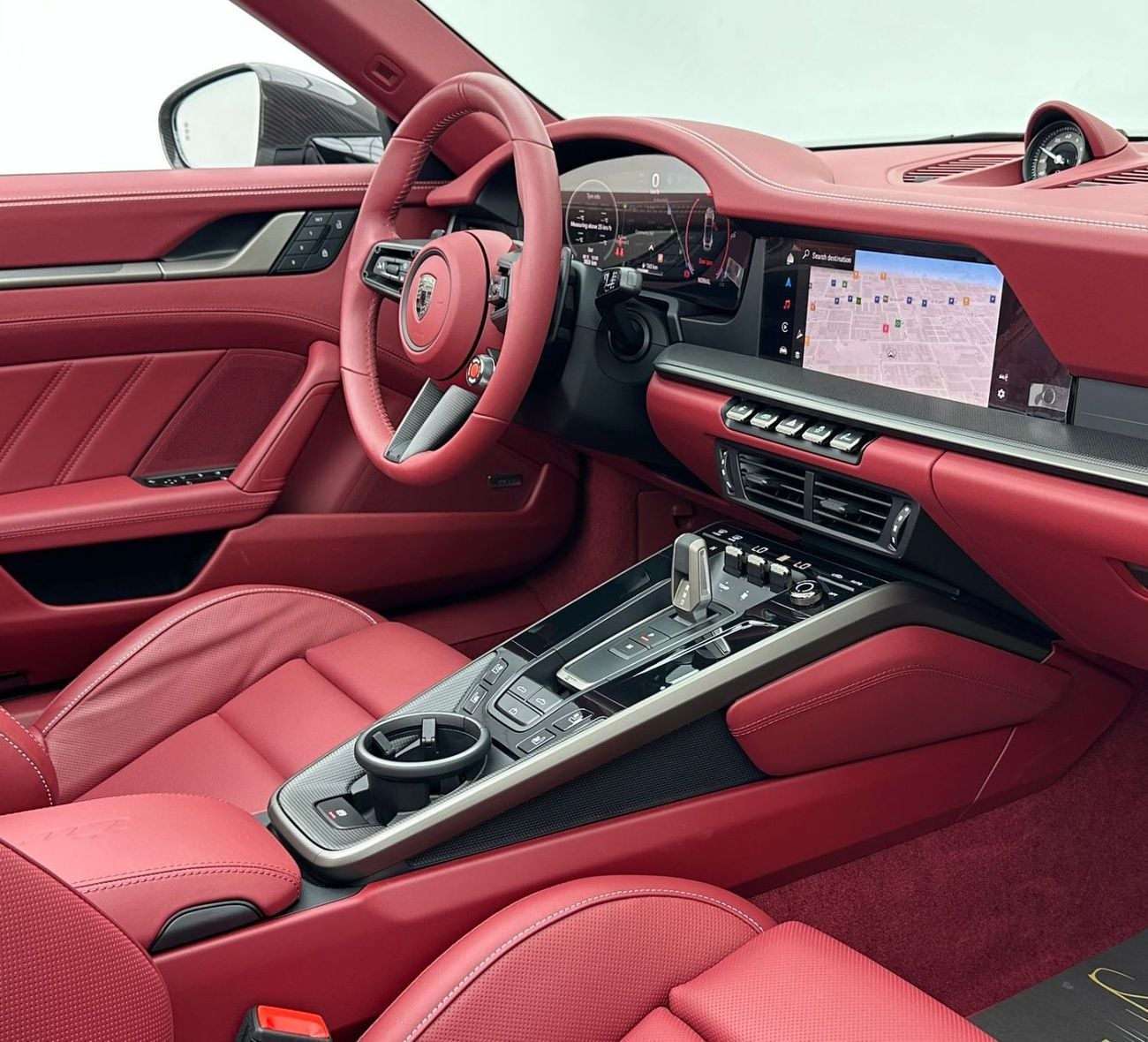 Porsche 911 TURBO S 2026 Porsche 911 T-Hybrid, May/2031 Porsche Warranty, Excellent Condition, GCC