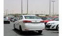 Toyota Yaris SE ACCIDENTS FREE - GCC - CAR IS IN PERFECT CONDITION INSIDE OUT