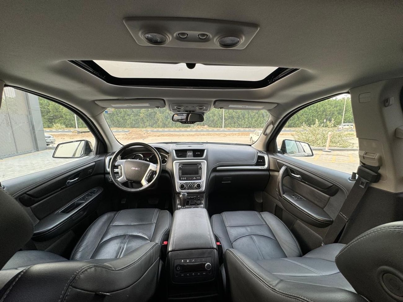GMC Acadia SLT GMC ACADIA 2016 MODEL GCC