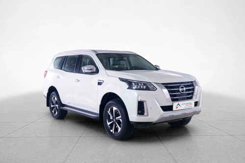 Nissan XTerra Platinum 2.5L 4WD PLATINUM 2.5