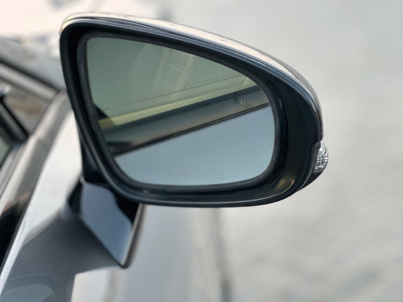 Lexus RC350 F-Sport 3.5L MODEL 2015 GCC CAR PERFECT CONDITION INSIDE AND OUTSIDE FULL OPTION SUN ROOF LEATHER SE