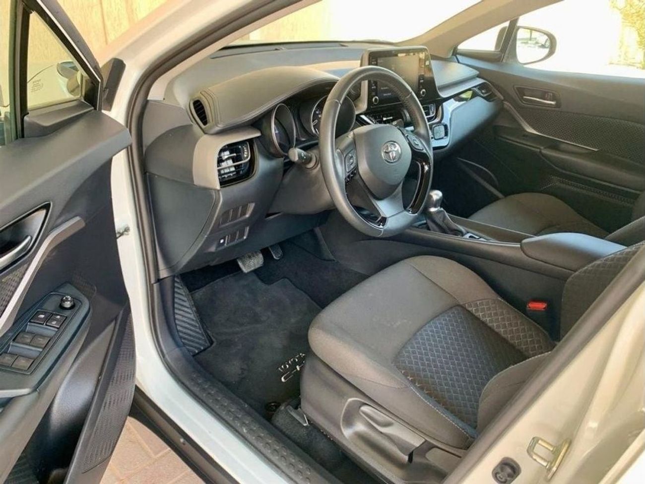 Toyota CHR Toyota C-HR Hybrid ,2023 (1.8L) GCC Specs