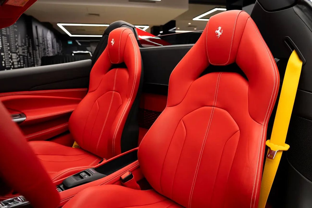 فيراري ف ٨ سبيدر 3.9T V8