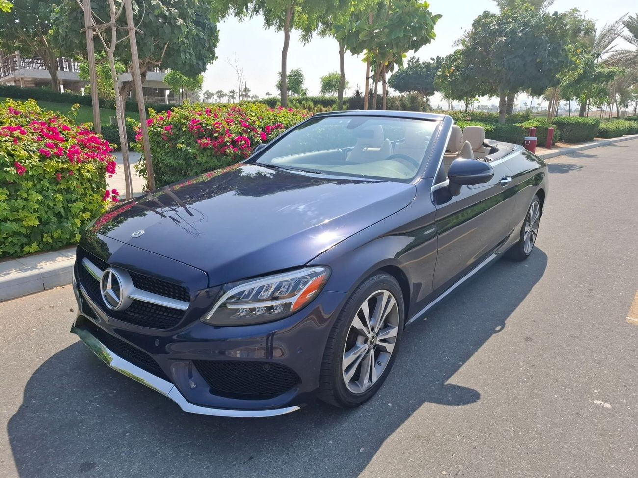 Mercedes-Benz C 300 Coupe Mercedes-Benz C300 2019 full option  convertible