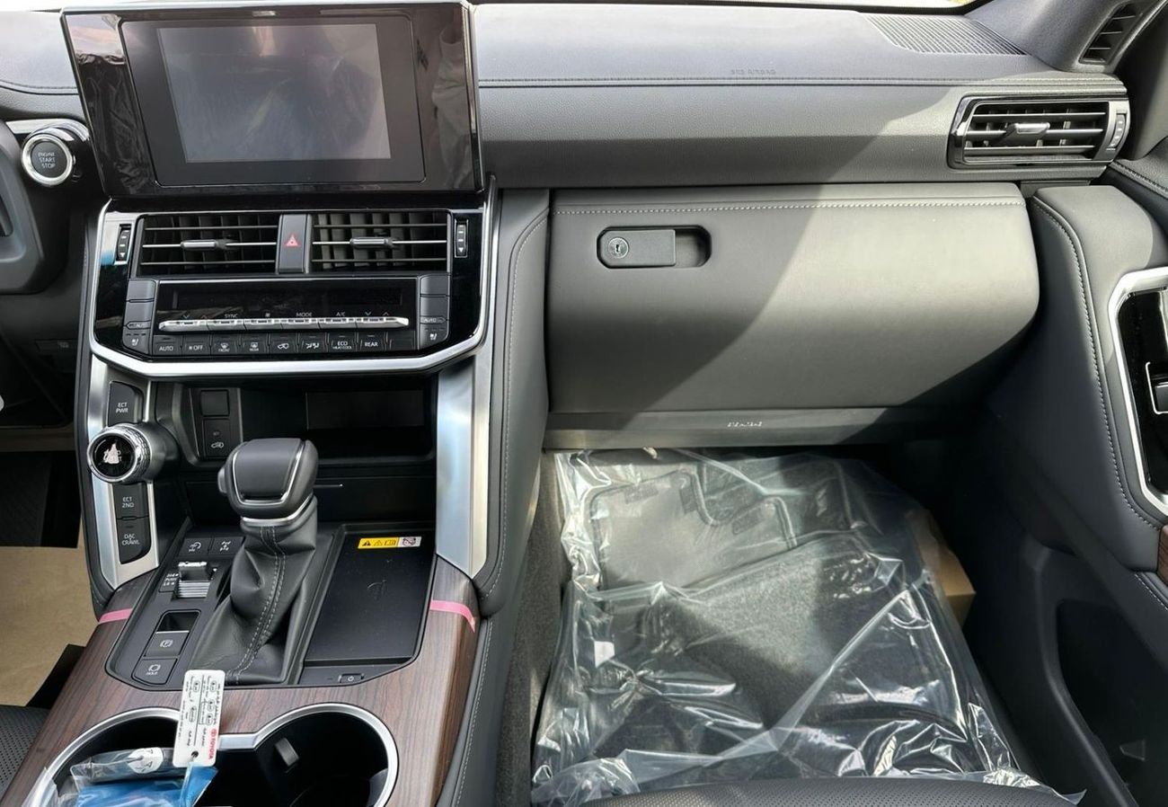 Toyota Land Cruiser 2025 Toyota Land Cruiser GXR 4.0L AT Petrol (High Option)