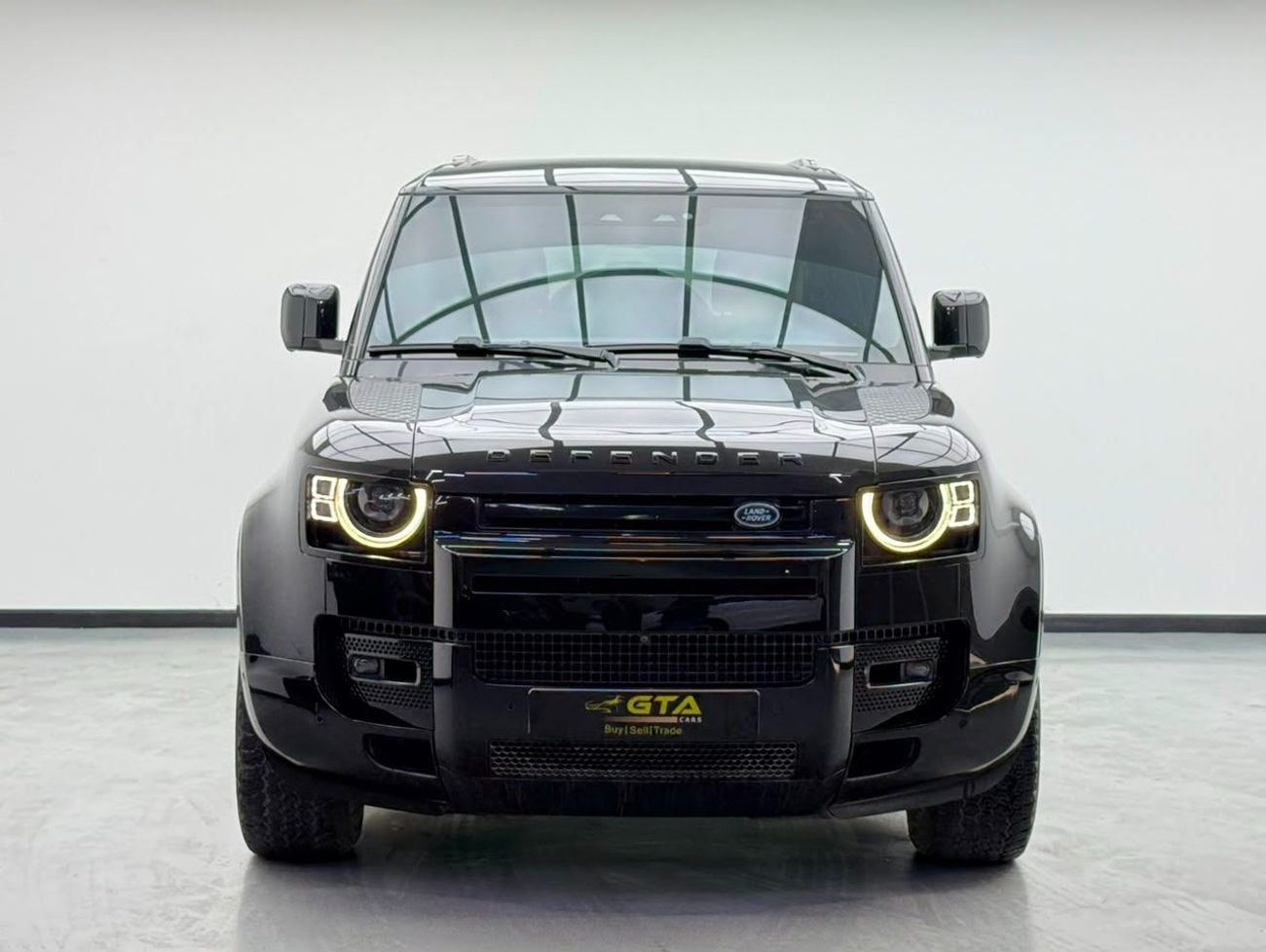 لاند روفر ديفندر 2024 Land Rover Defender 110 HSE P400, 2028 LR Warranty, 2029 LR Service Pack, Fully Loaded, GCC