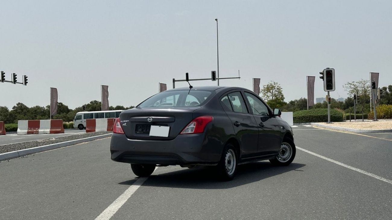 نيسان صني 2020 Full Service History GCC 1.5L Low Mileage