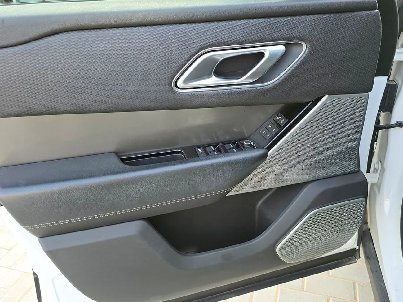 Land Rover Range Rover Velar S - American Specs